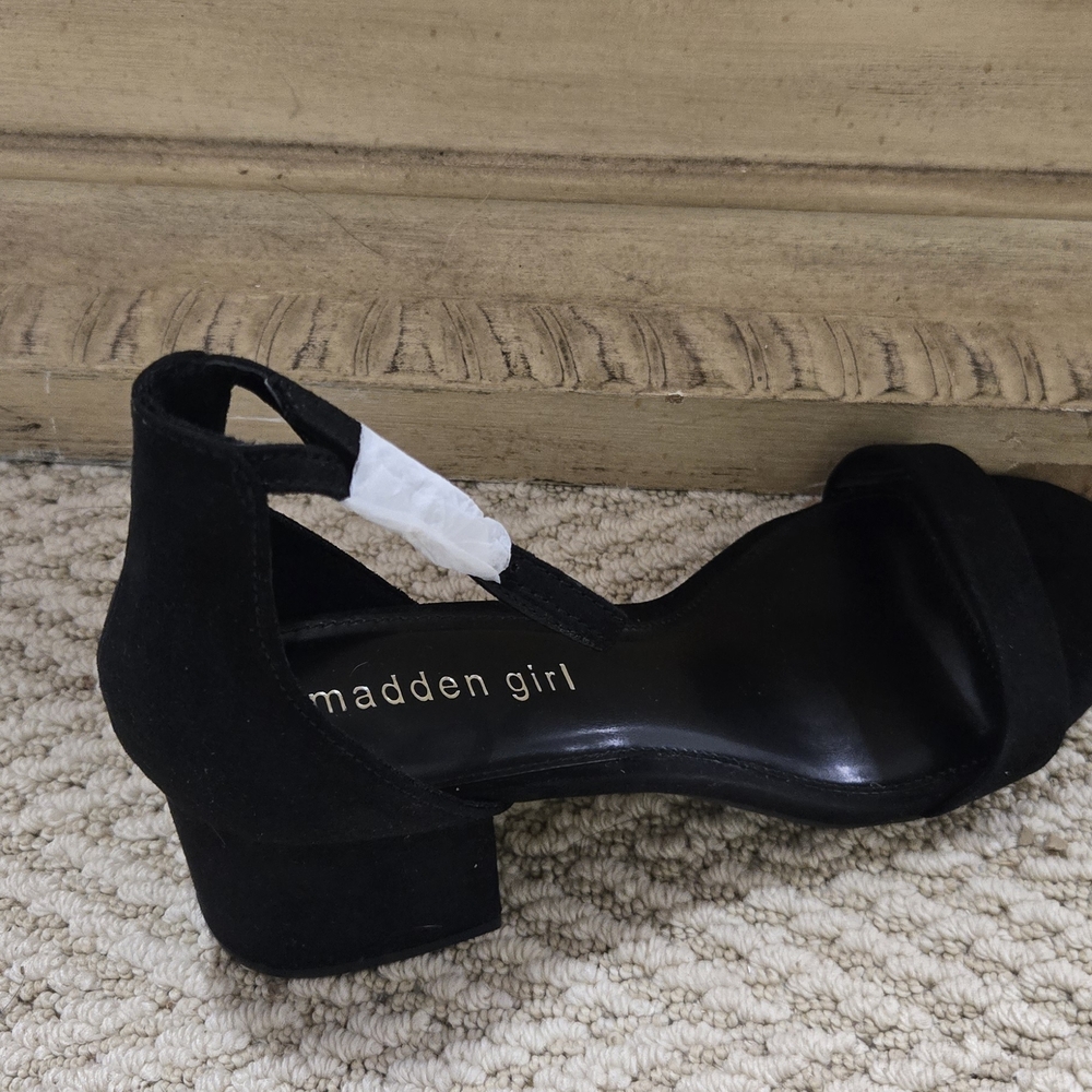 Madden Girl Black Heeled Sandals